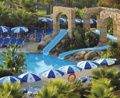 Otra zona de Toboganes en el hotel Playacanela cerca de los restaurantes