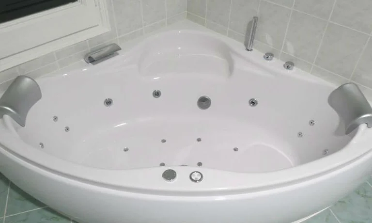 jacuzzi privado Hostal Petit Príncep