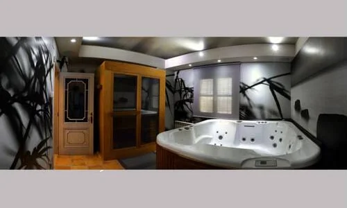 habitacion con jacuzzi