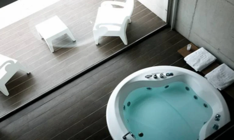 habitacion con jacuzzi en Castellon