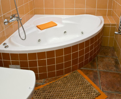 Foto de la bañera de hidromasaje de La Casa Azul de Villaconejo