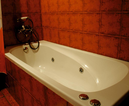 Foto de la bañera de hidromasaje de La Posada de Oscos