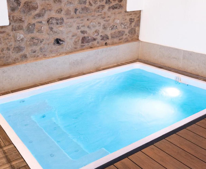 Foto de la piscina de hidromasaje que se encuentra en la Ágora Casa