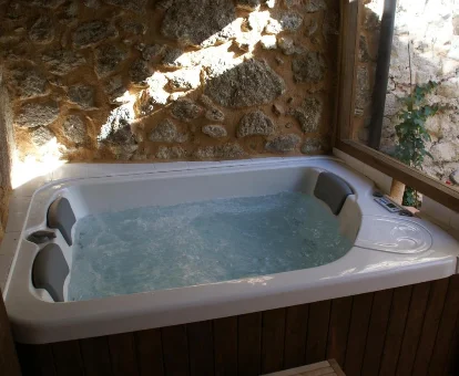 Foto del jacuzzi de los Apartamentos Rurales Casa De Los Escudos 
