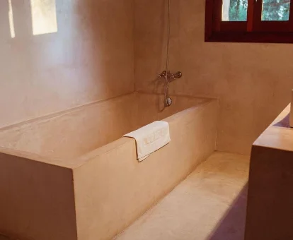 Foto de la bañera que se encuentra en la Casa Mayo 
