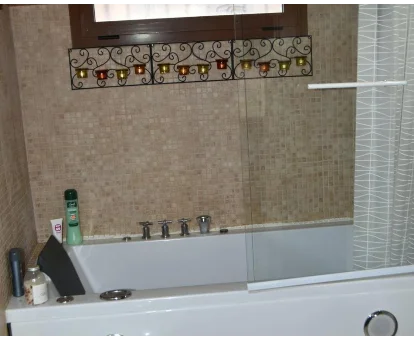 Foto de la bañera de hidromasaje que se encuentra en la Casa rural Solana Moncayo