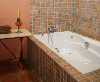 Foto de la bañera de hidromasaje que se encuentra en la Casa Shanti
