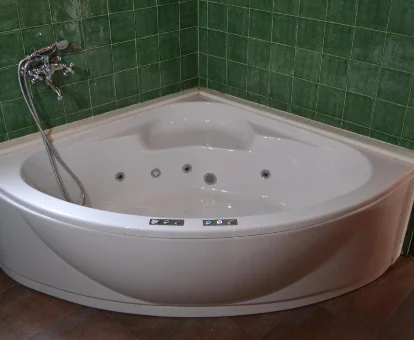 Foto de la bañera de hidromasaje de las  Casas Rurales La Tejeruela 