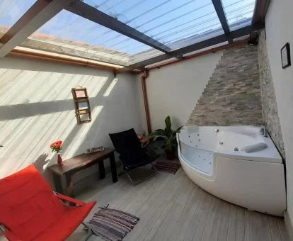 Foto de la bañera de hidromasaje de Casas Toya Jacuzzi
