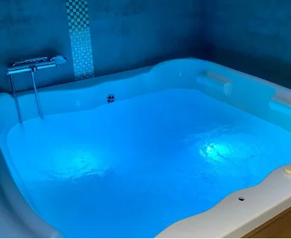 Foto del jacuzzi que se encuentra en La choza de Nolasco