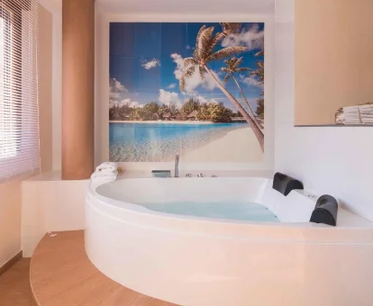 Foto del jacuzzi que se encuentra en la casa Mundobriga 