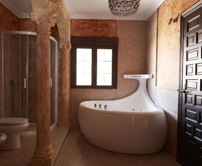 Foto de la bañera de hidromasaje que se encuentra en la Posada La Casa de Las Manuelas