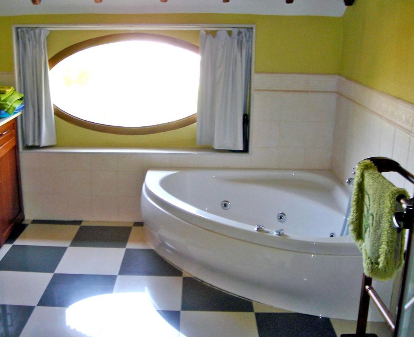 Foto de la bañera de hidromasaje de la Villa El Balcon