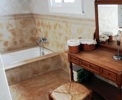 Foto de la bañera de hidromasaje de la Villa Lotus  
