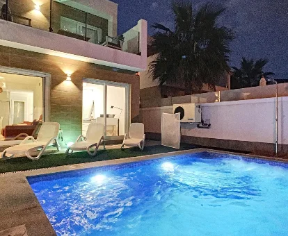 Foto de la piscina de la  Villa Sol - San Pedro del Pinatar