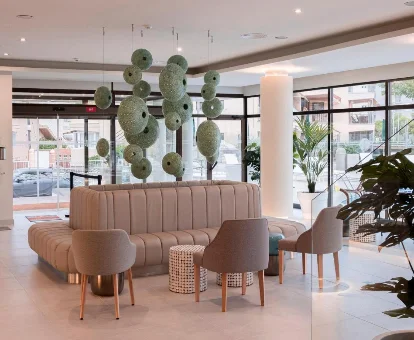 Instalaciones del hotel solo para adultos AluaSoul Palma en Can Pastilla
