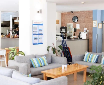 Instalaciones del hotel para adultos Coral California en Playa de las Americas