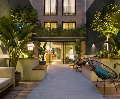 Zona de relajación del hotel Gracia Garden Boutique, Barcelona
