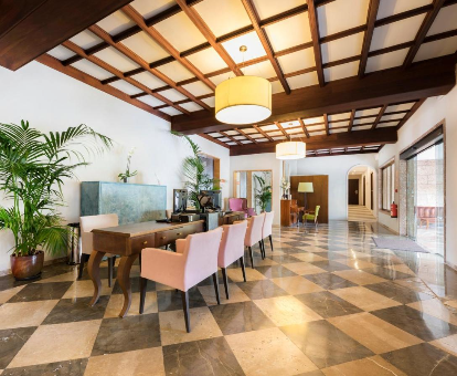 Zona lobby del hotel Be Live para adultos en Palma de Mallorca