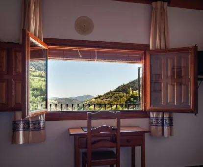 Hotel para adultos La Fragua en Trevèlez