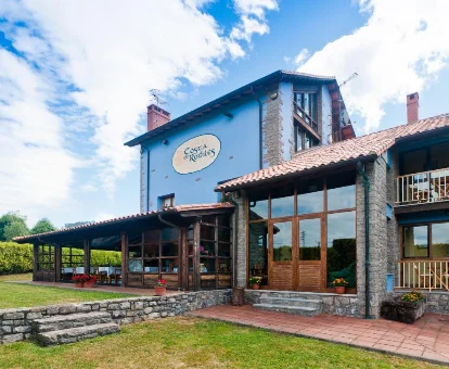Hotel Costa de Rodilles situado en Selorio