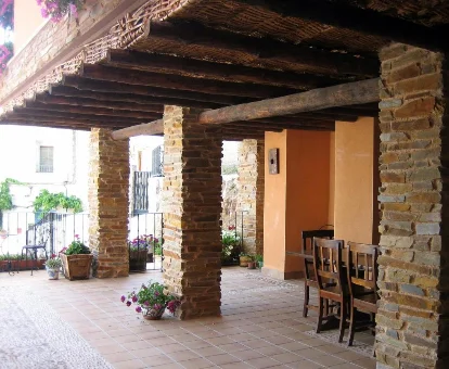 Terraza de la casa con spa Los Pedregales en Carenas