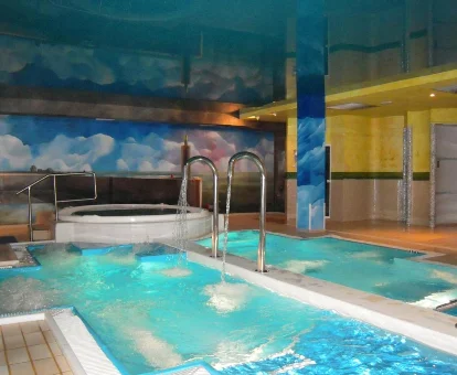 Piscina de hidromasaje del Hotel Spa La Hacienda De Don Juan en Llanes