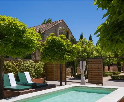 Piscina al aire libre de la Hacienda con spa Zorita Wine Hotel & Organic Farm
