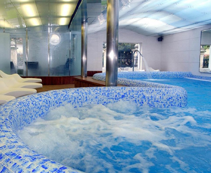 Bañeras de hidromasaje ubicadas en el Hotel Eurostarts en Santander