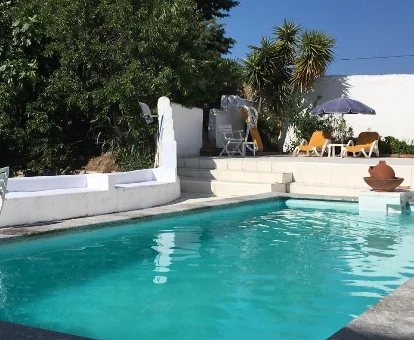 Piscina al aire libre del Hotel con Spa La Encarnación en Casar de Cáseres