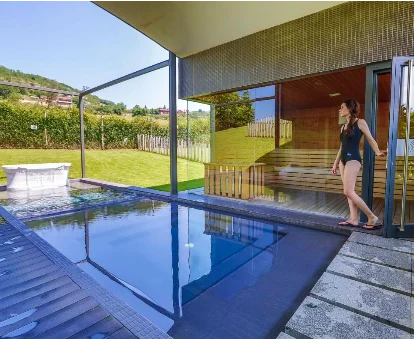 Piscina del spa ubicado en el Hotel Las Caldas en Las Caldas