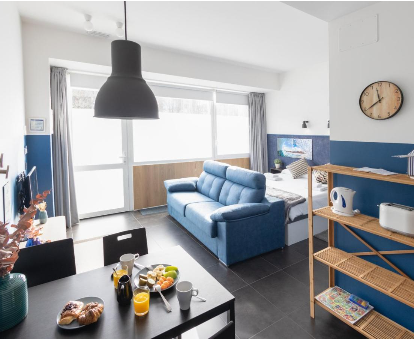Sala de descanso del Apartamento con servicio de spa Salbide Zarautz
