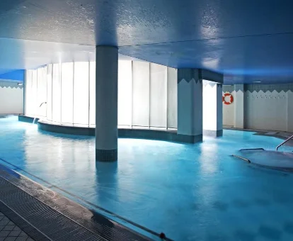Piscina perteneciente al spa ubicado en el Hotel Termaeuropa en Arnedillo
