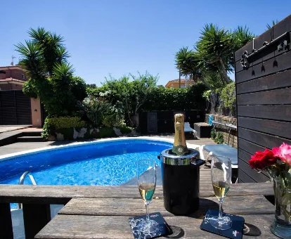 Piscina de la Villa con Spa. Villa Moles en Salou