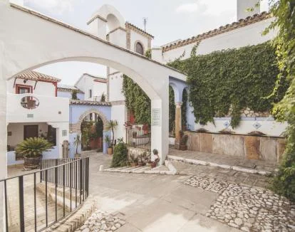 Foto del alojamiento de tradicional estilo andaluz.