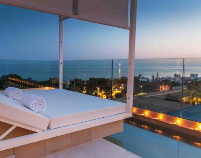 Foto de la Suite con piscina privada y maravillosas vistas al mar.