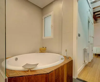 Foto del jacuzzi de una de las habitaciones del apartamento Friendly Rentals Boyvin 
