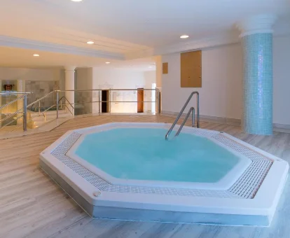 Foto del jacuzzi del hotel Iberostar Selection Andalucia Playa 
