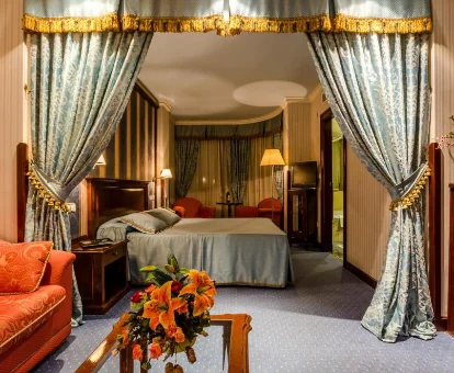 Foto de la Suite Junior del hotel Infanta Cristina 
