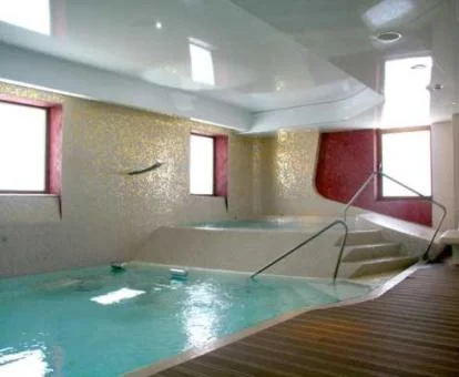 Zona de aguas del centro de bienestar de este hotel con encanto.