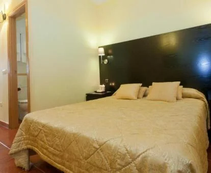 Una de las acogedoras habitaciones de este hotel con encanto.