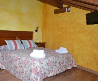 Una de las habitaciones dobles de este coqueto hotel rural.