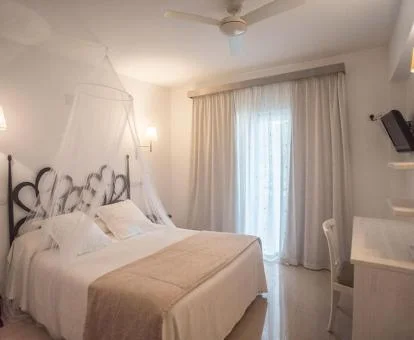 Una de las luminosas habitaciones de este coqueto hotel.