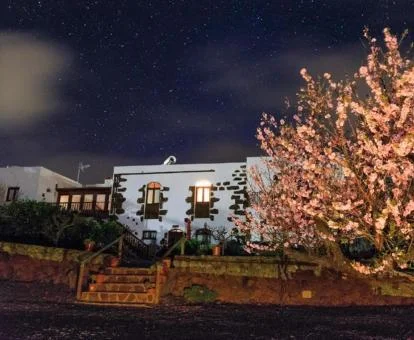 Maravillosa casa rural con zonas exteriores en un tranquilo entorno para descansar.