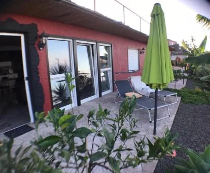 Precioso apartamento de un dormitorio con bañera de hidromasaje privada y entrada independiente del establecimiento.