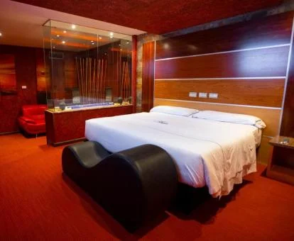 Una de las amplias habitaciones de este motel.