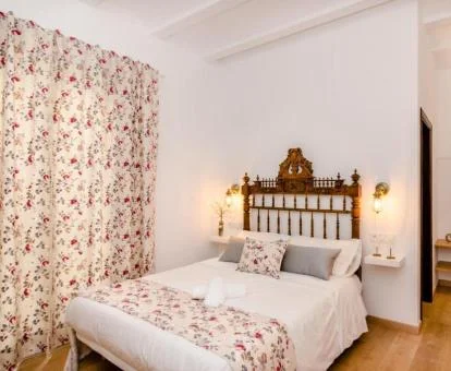 Una de las románticas habitaciones de este hotel con encanto.