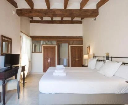 Una de las coquetas habitaciones dobles de este hotel con encanto.