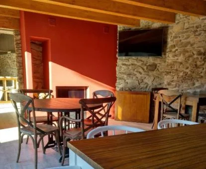 Uno de los acogedores espacios de uso compartido de este hotel con encanto.