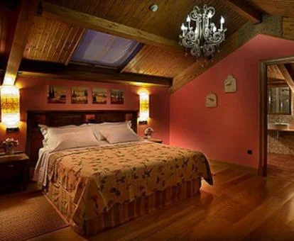Una de las elegantes habitaciones de este acogedor hotel rural.